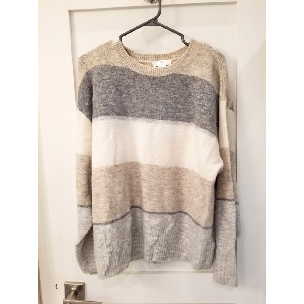H&M Sweater
